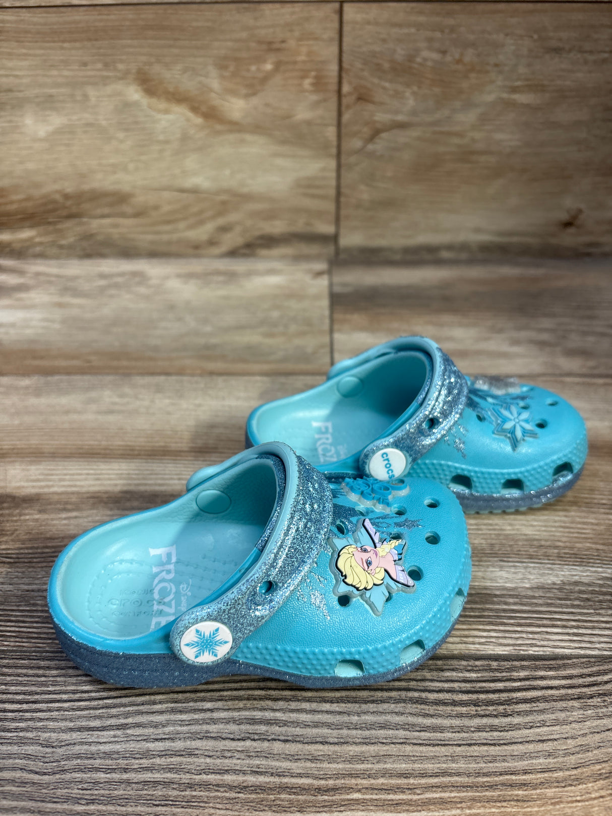 Crocs Frozen Classic Clogs Blue sz 6c