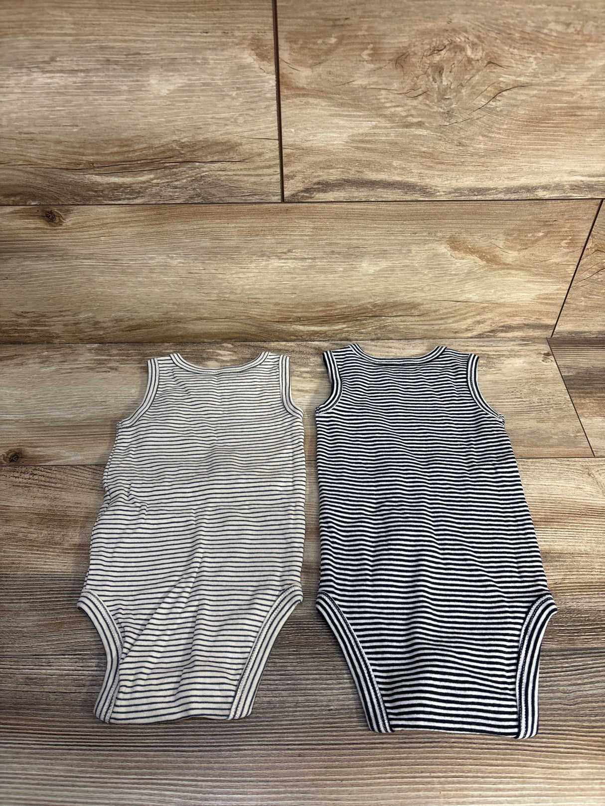 Just One You 2pk Striped Bodysuits Grey sz 6m