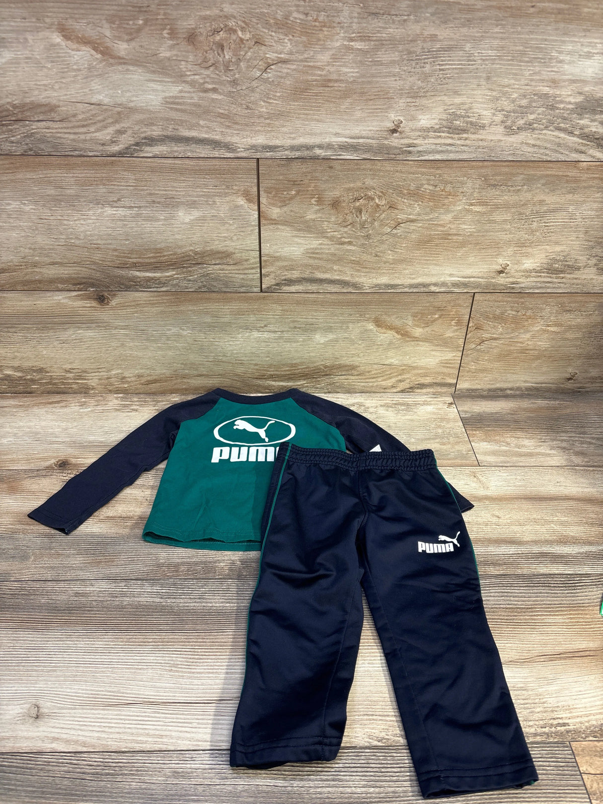 Puma 2pc Shirt & Joggers Navy sz 18m