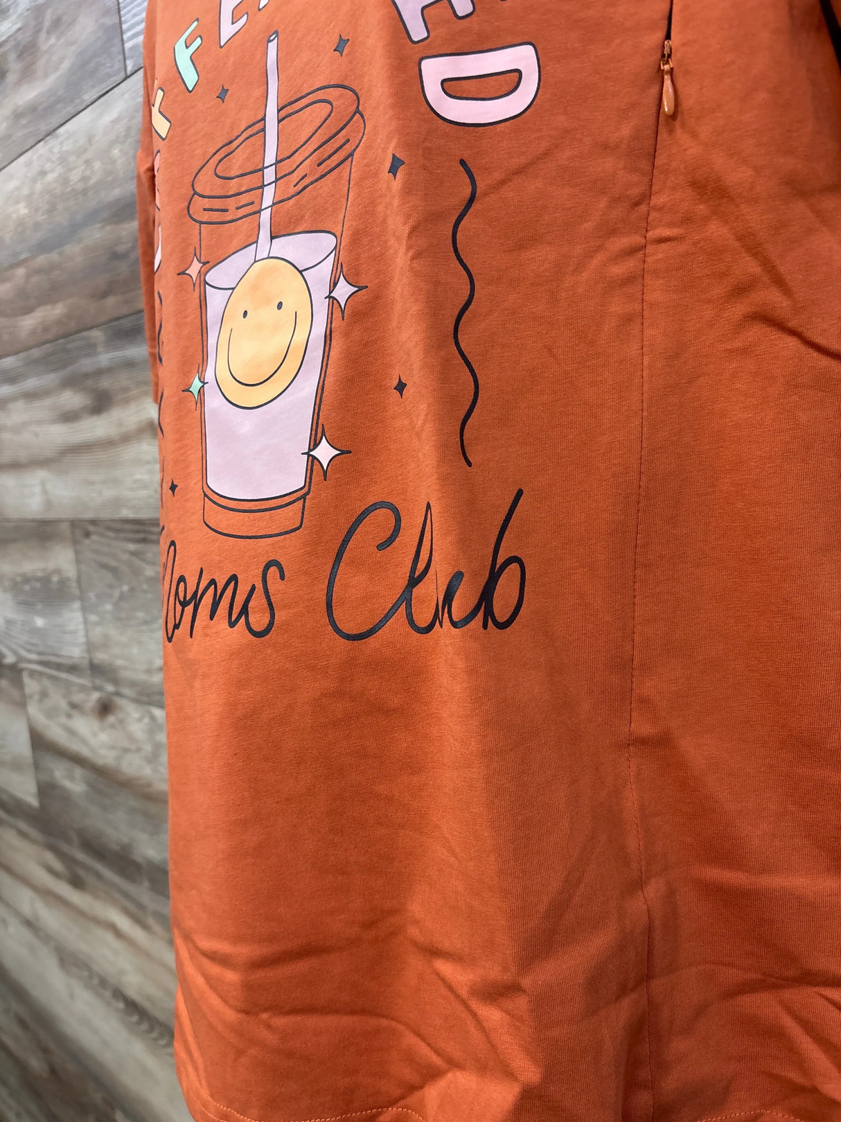 NWOT Caffeinated Moms Club Nursing Shirt Orange sz Large