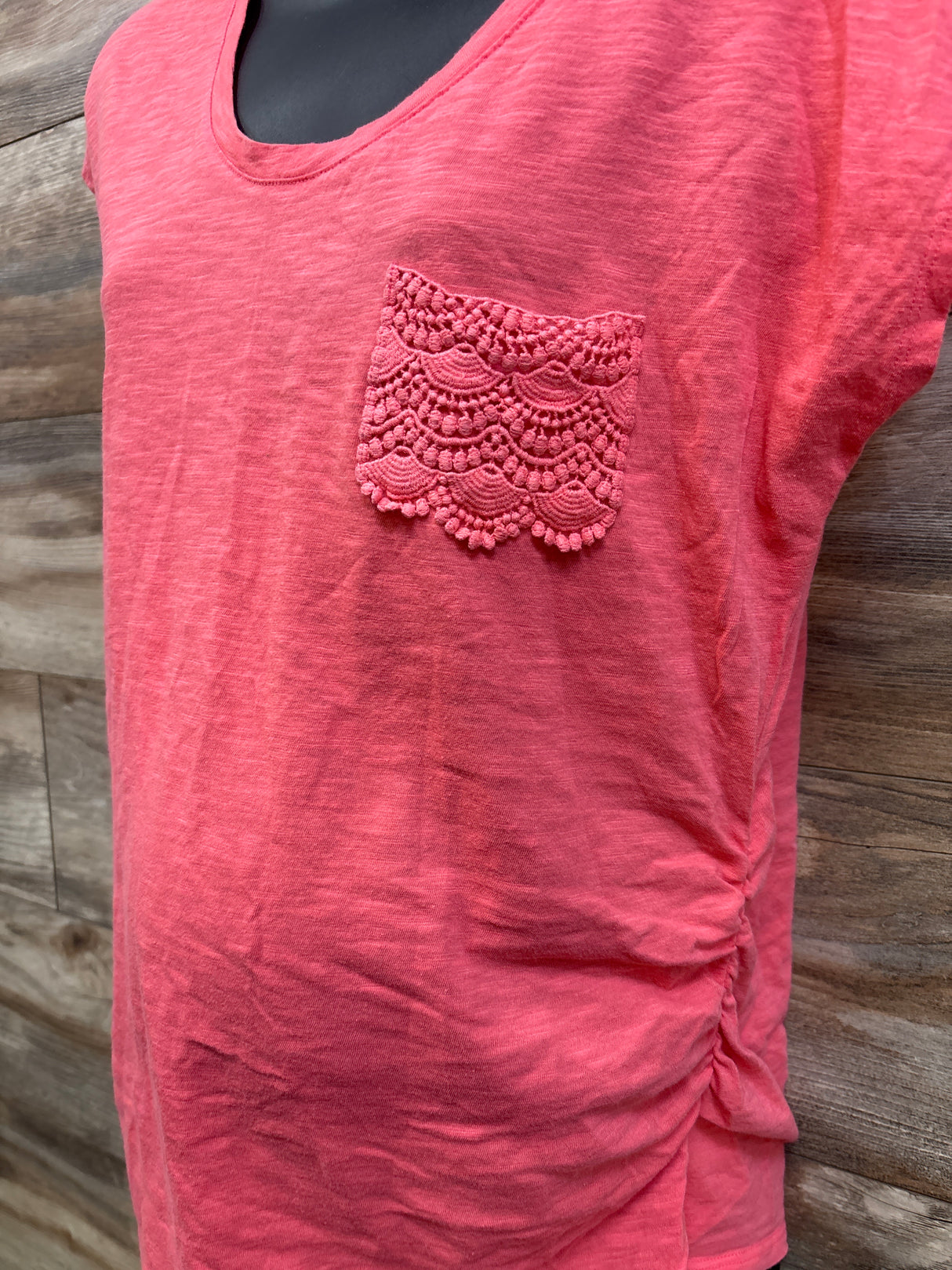 Motherhood Maternity Lace Pocket Shirt Pink sz Medium