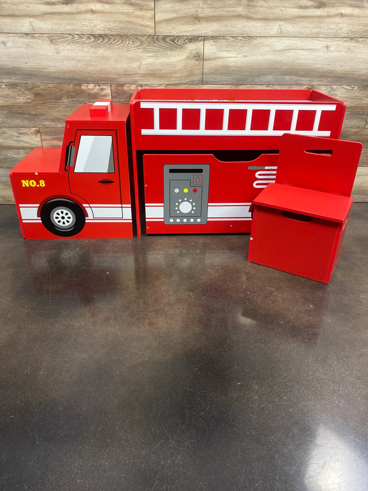 5 Piece Fire Engine Toy Box & Play Center