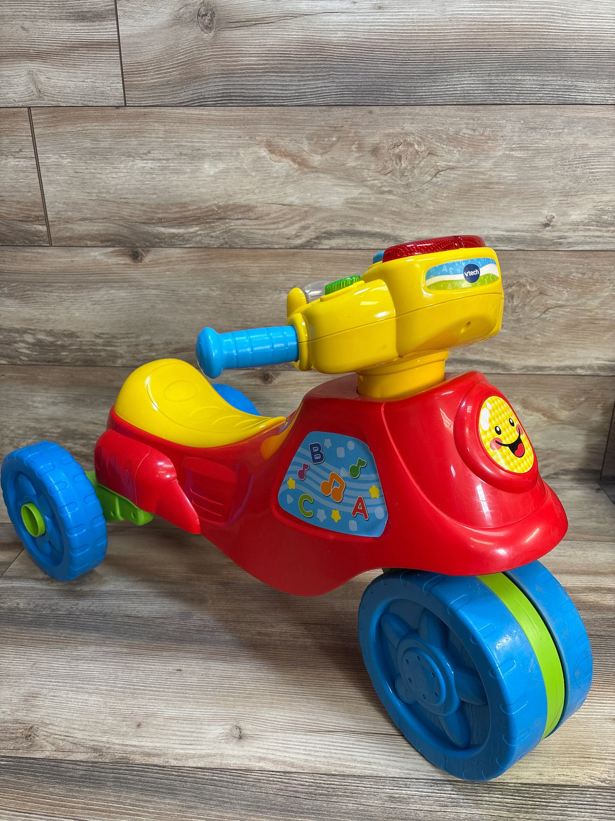 VTech 2-in-1 Learn & Zoom Motorbike