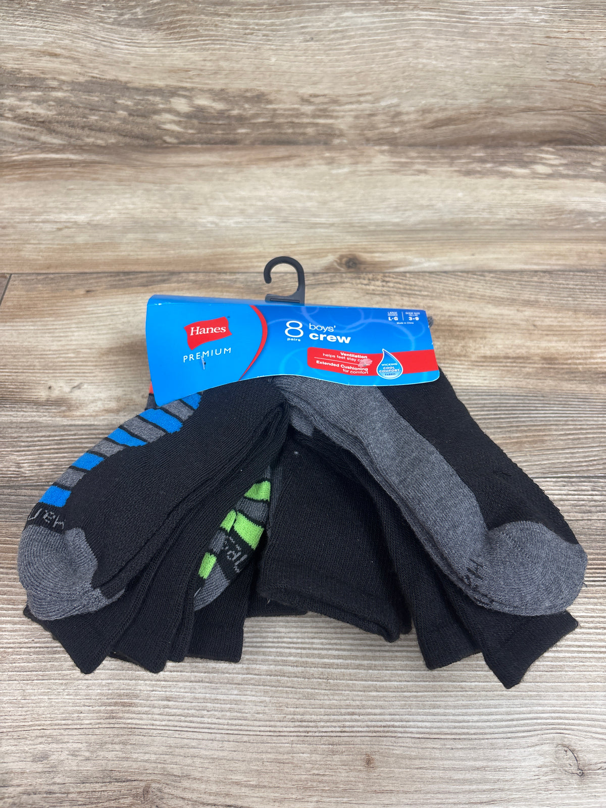 NEW Hanes Premium 8pk Boys' Crew Socks Black sz Large 3-9