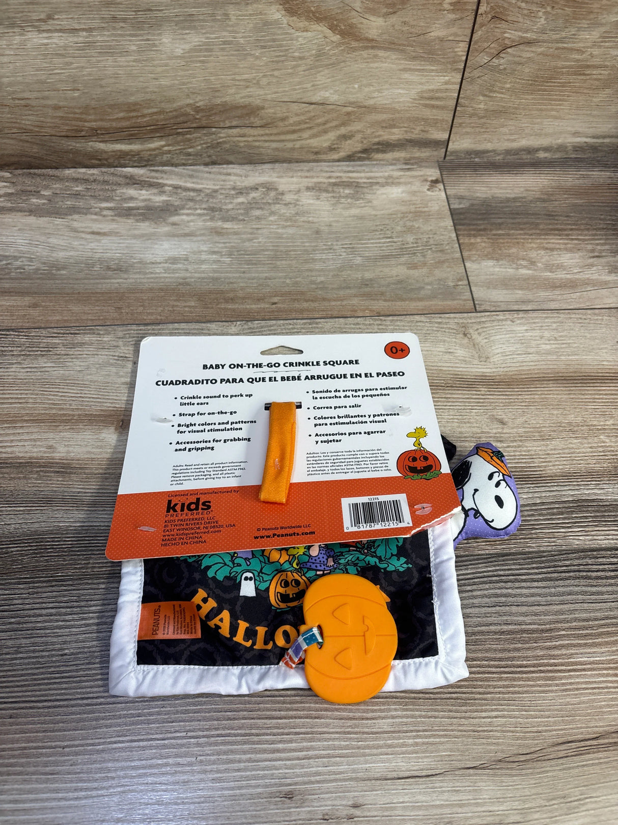 NEW Peanuts Halloween Deluxe Crinkle Square with Teether