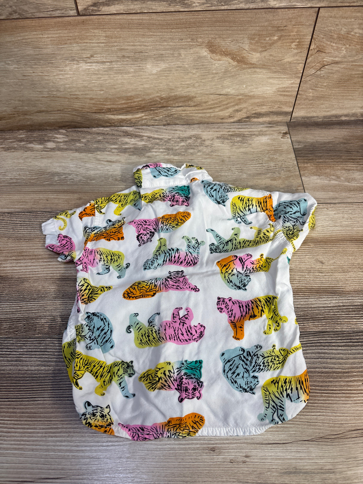 Cat & Jack Button Up Shirt White sz 18m