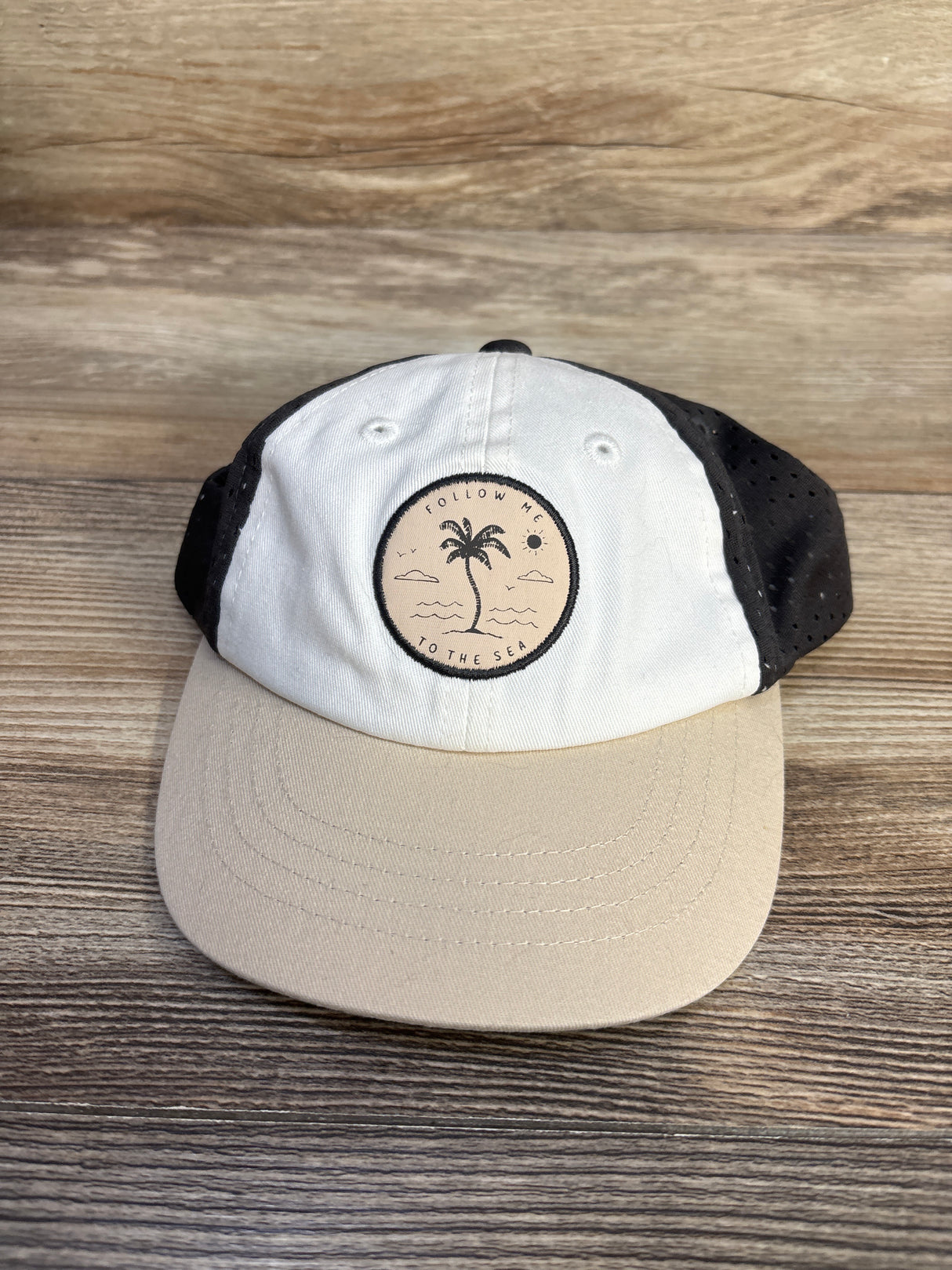 Carter's Follow Me To The Sun Hat sz 3-9m