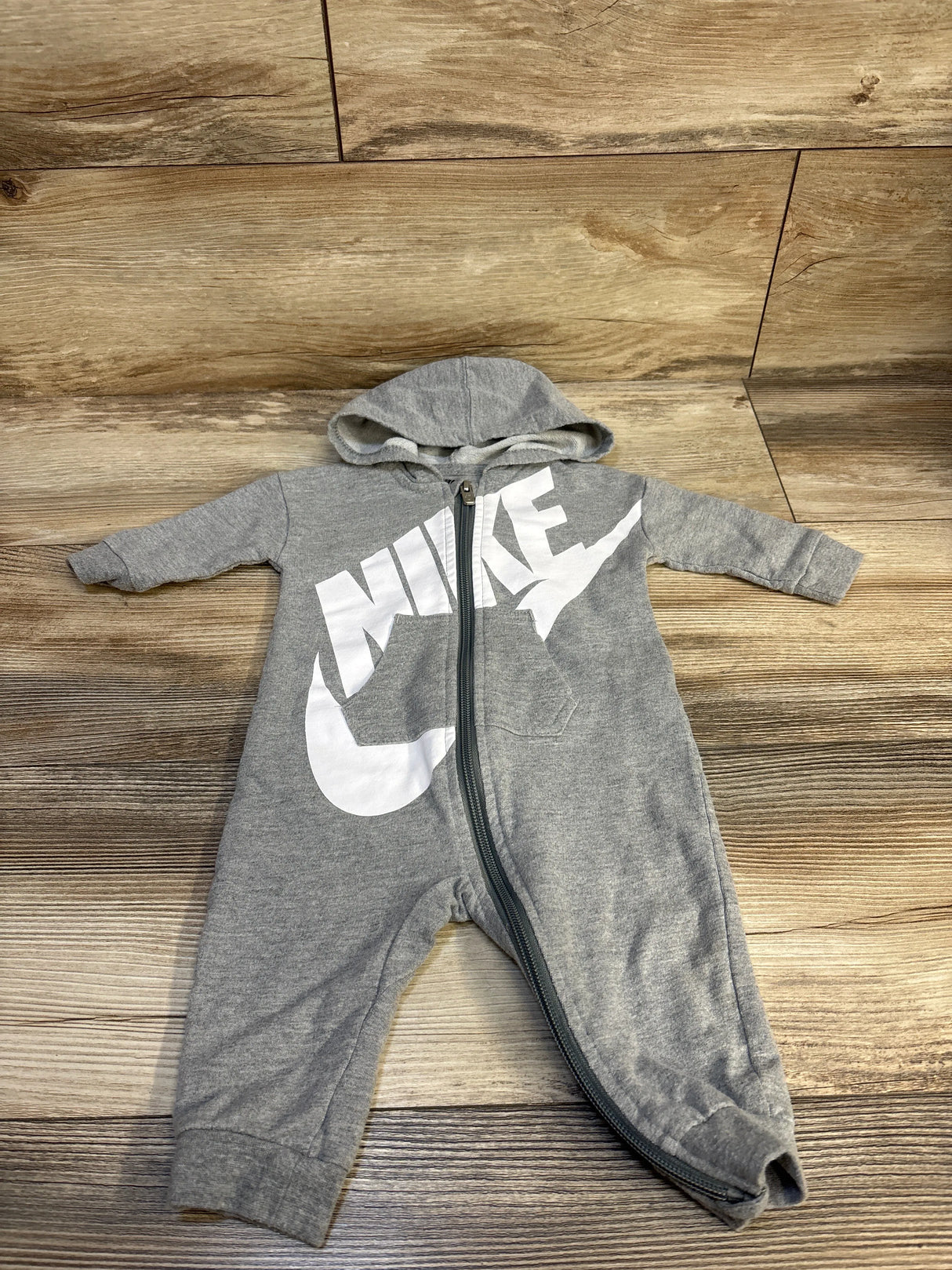 Nike Play All Day Hooded Coverall in Grey sz 6m