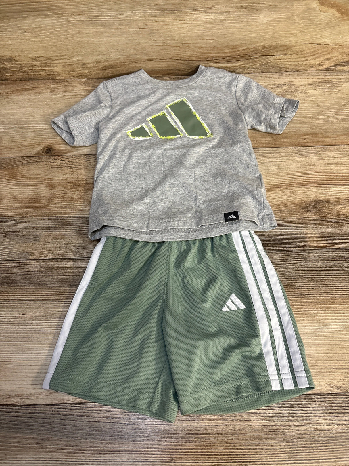 Adidas 2pc Shirt & Shorts Set Grey sz 3T