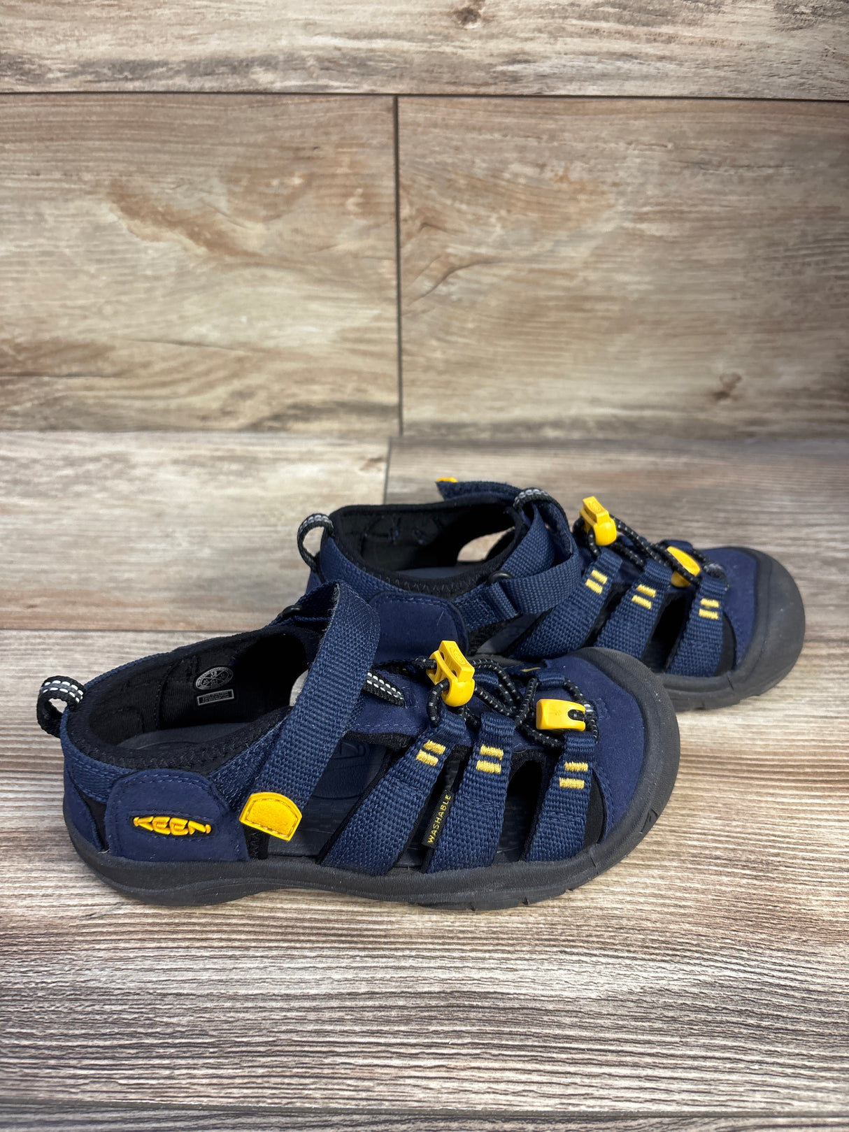KEEN Newport H2 Sandals Navy sz 13c