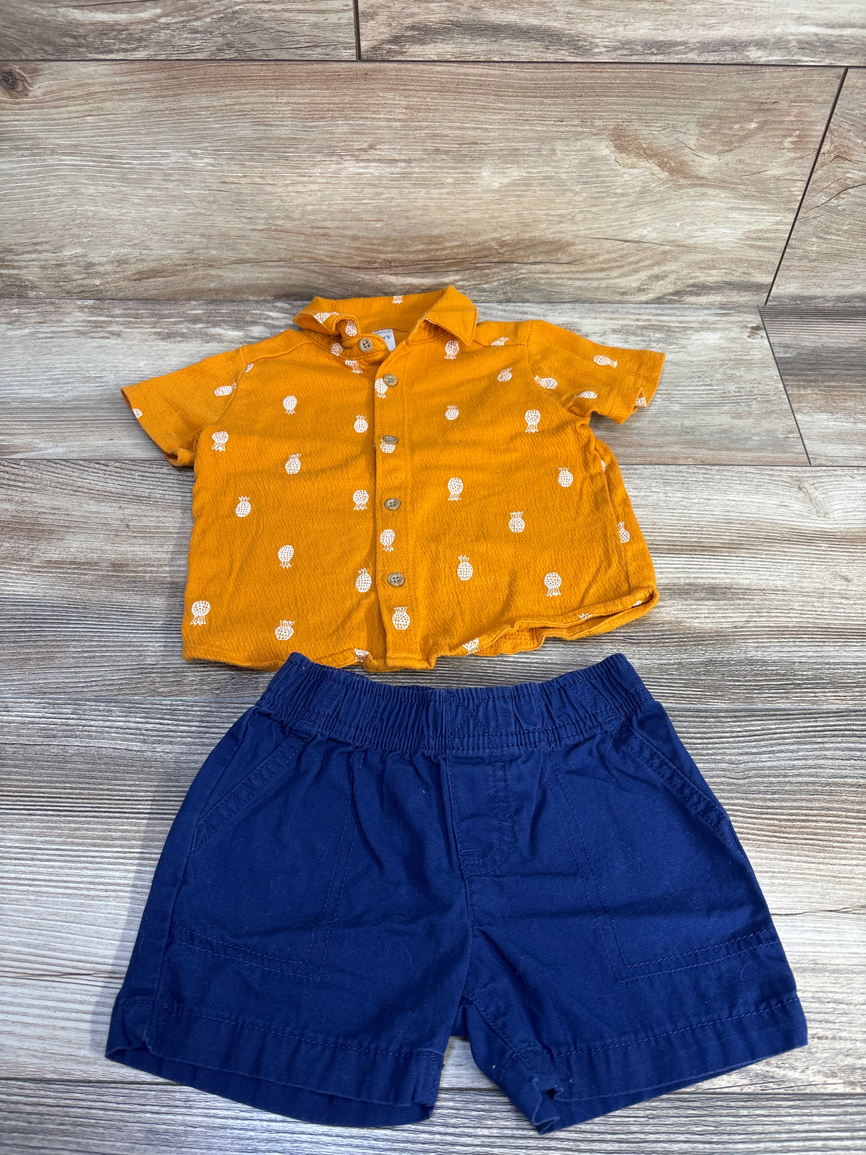 Carter's 2pc Button Up Shirt and Short Set Orange sz 9m