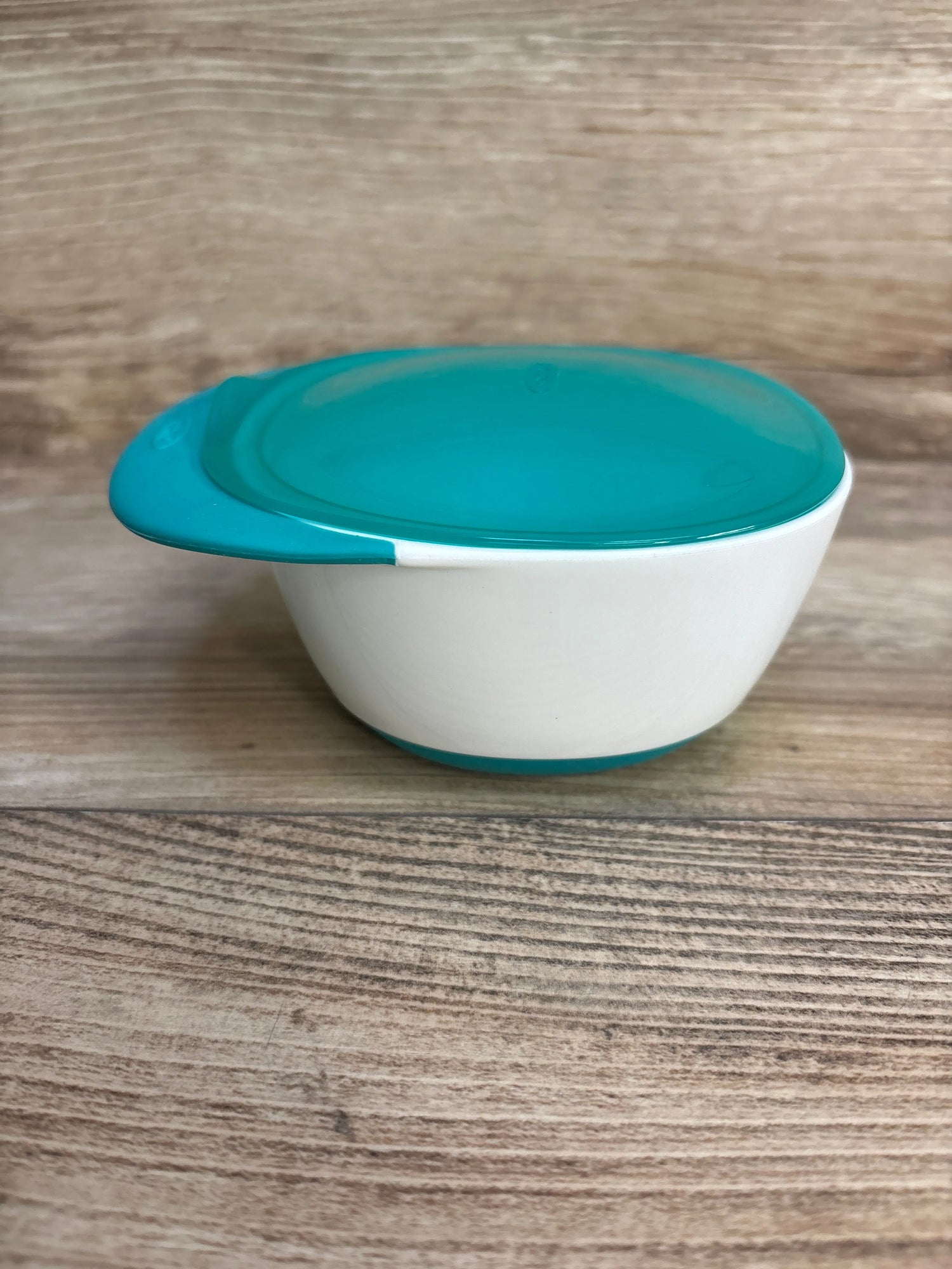 OXO Bowl with Lid - Me n Mommy To Be