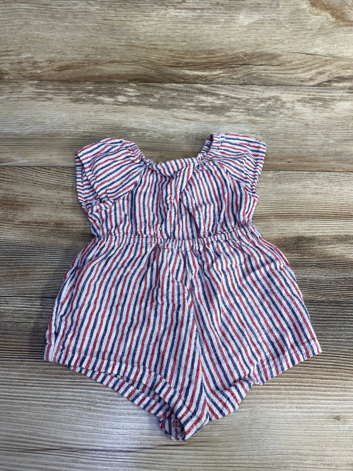 Old Navy Striped Romper White sz 6-12m - Me n Mommy To Be