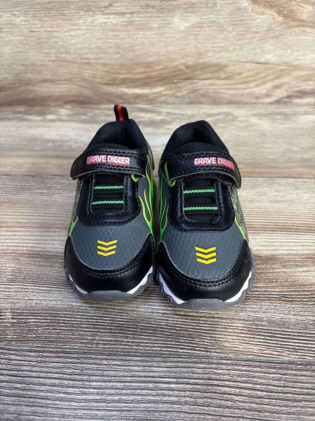 Monster Jam Light Up Sneakers Black sz 6c