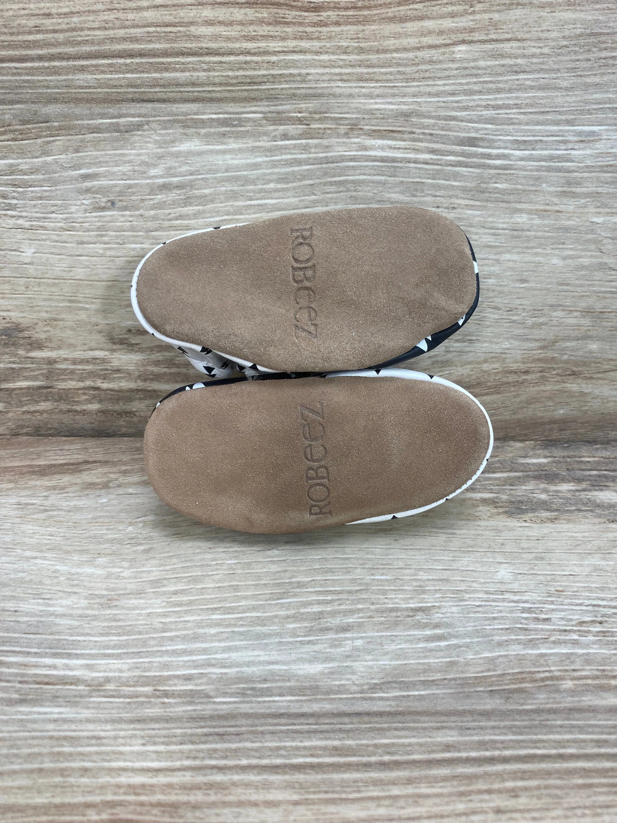 Robeez Soft Sole Leather Sole Shoes Triangles Black/White Sz 1c/2c - Me n Mommy To Be