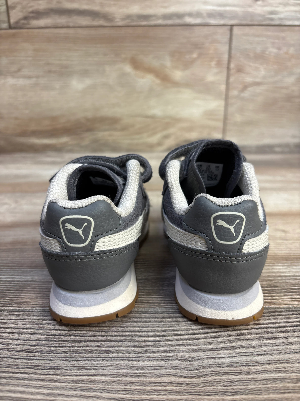 PUMA Vista Hook & Loop Sneakers, Grey sz 5c