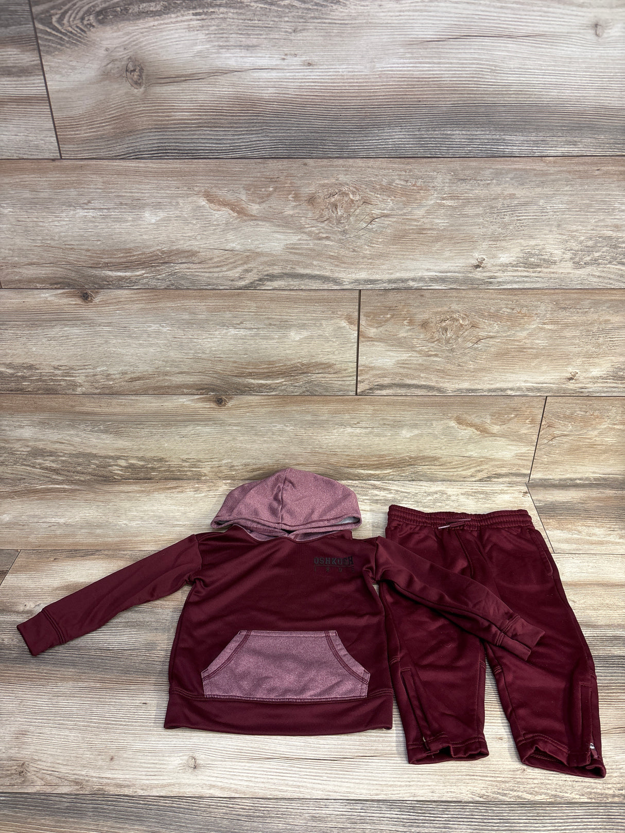 OshKosh 2pc Pull Over Hoodie & Joggers Set Burgundy sz 2T