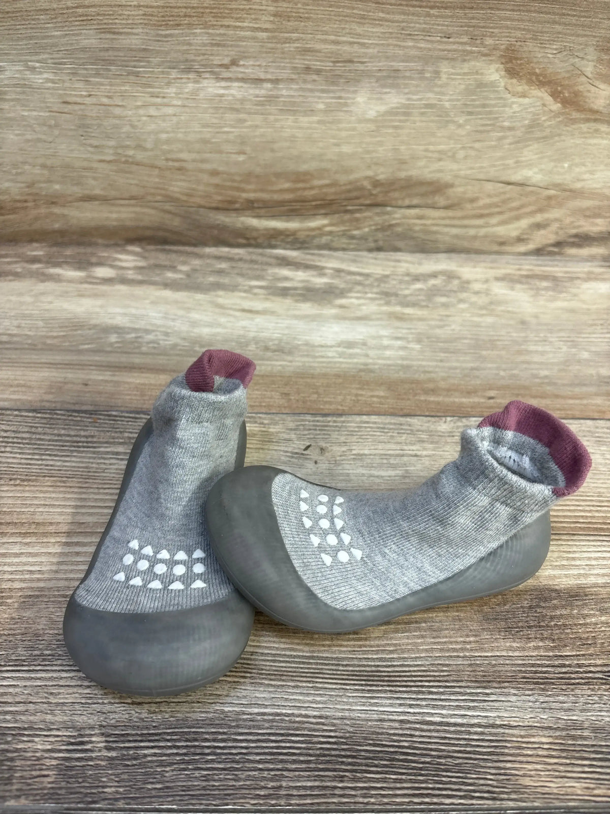 Front view of Bearbay baby sock shoe in grey showing knit sock upper and flexible non-slip sole on white background