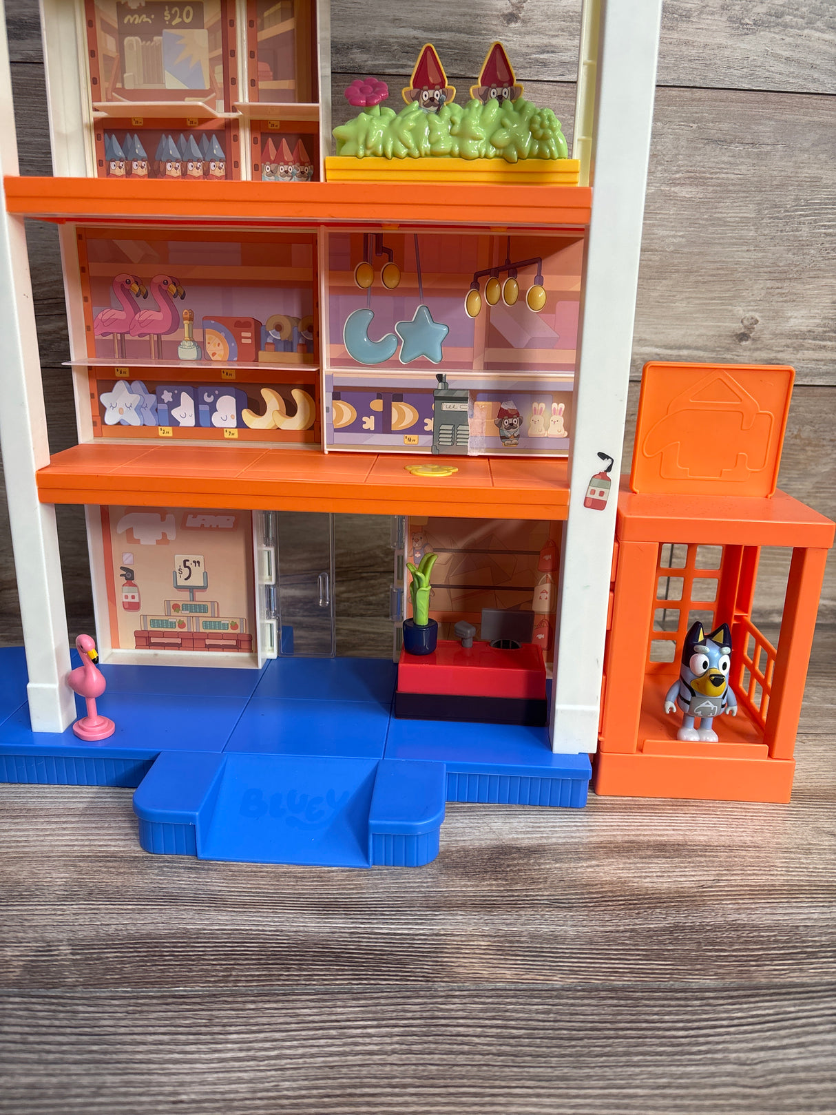 Bluey Hammerbarn Mega Kids Home Improvement Store Playset