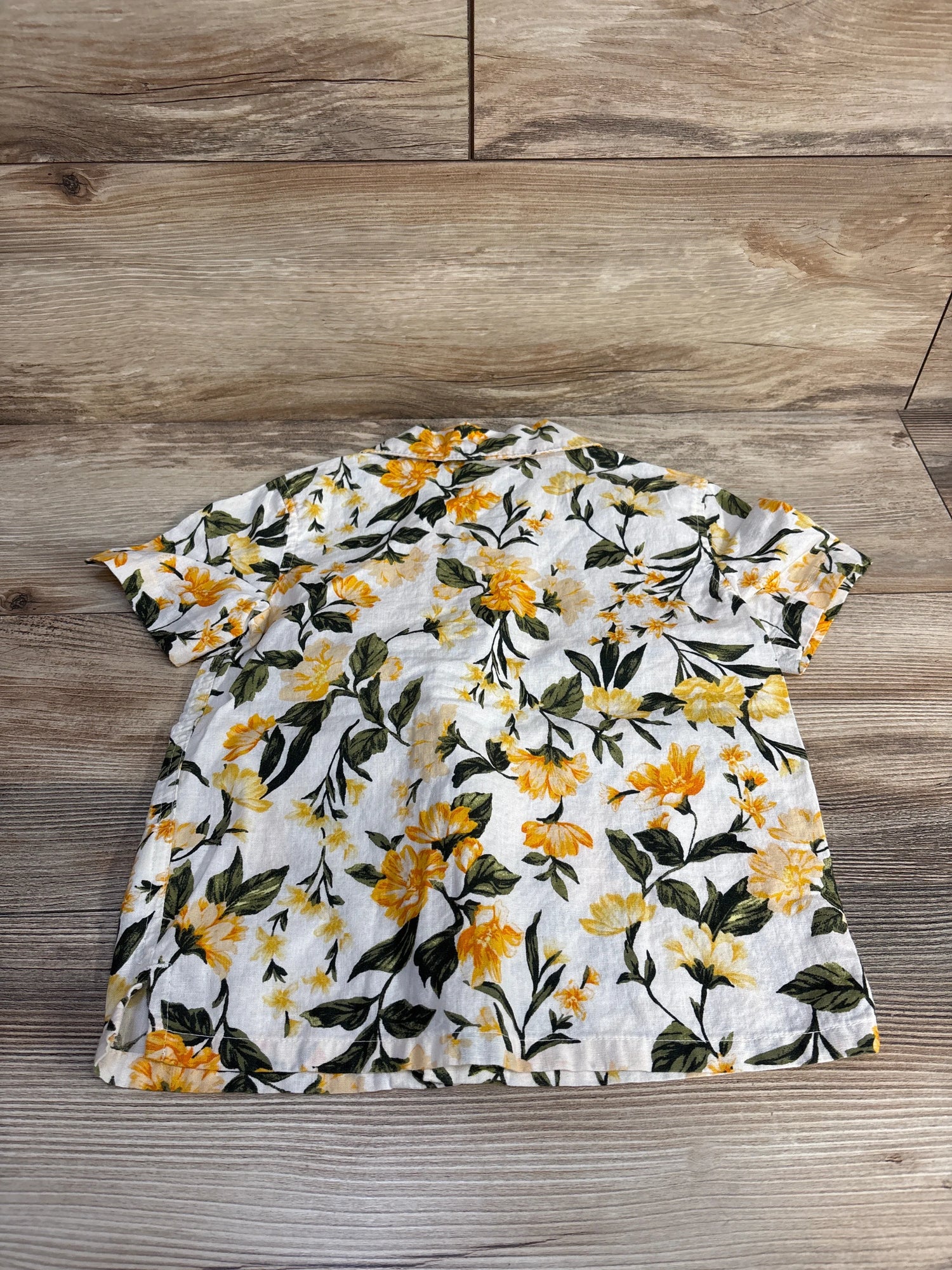 Old Navy Floral Camp Shirt White sz 4T - Me n Mommy To Be