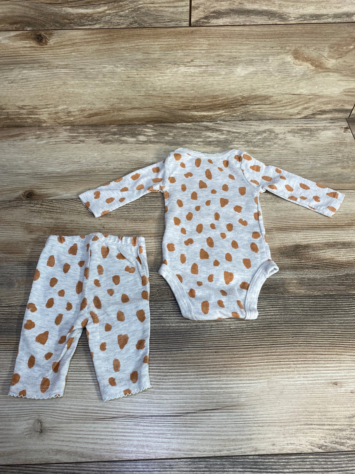 Just One You 2pc Polka Dot Bodysuit & Pants Set Grey sz Newborn