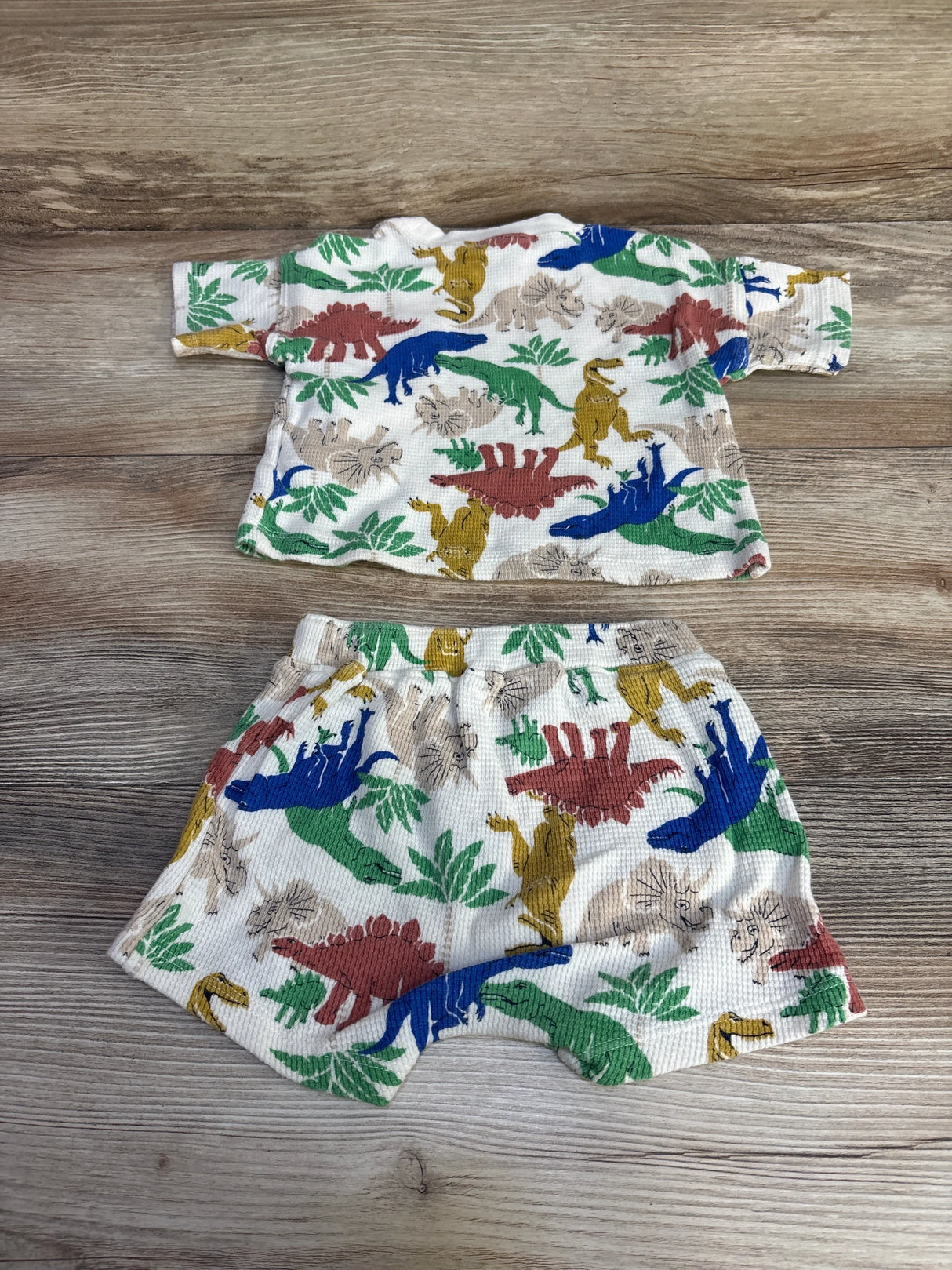 Old Navy 2pc Waffle Knit Dino Pocket T-Shirt & Shorts Set Beige sz 6-12m