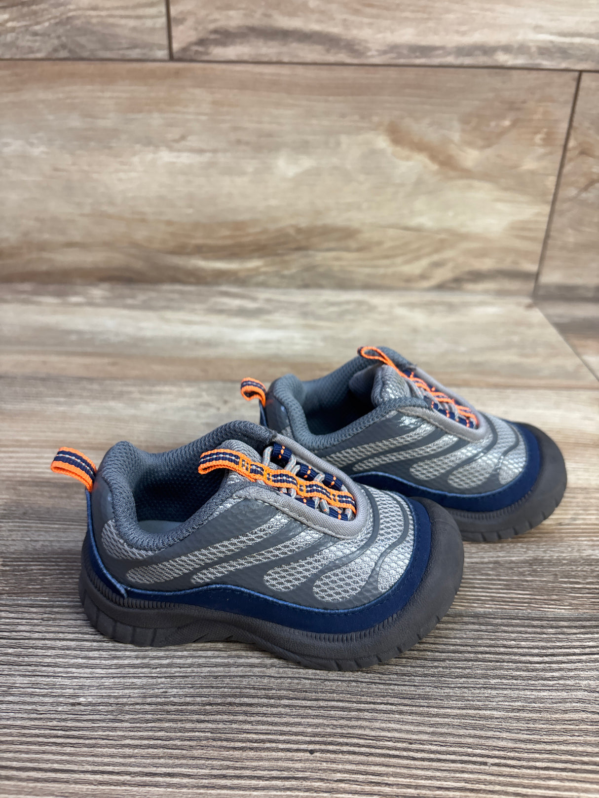 Oshkosh Gianni Bump Toe Sneakers Grey sz 5c