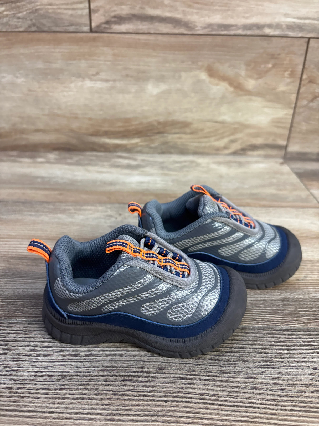 Oshkosh Gianni Bump Toe Sneakers Grey sz 5c