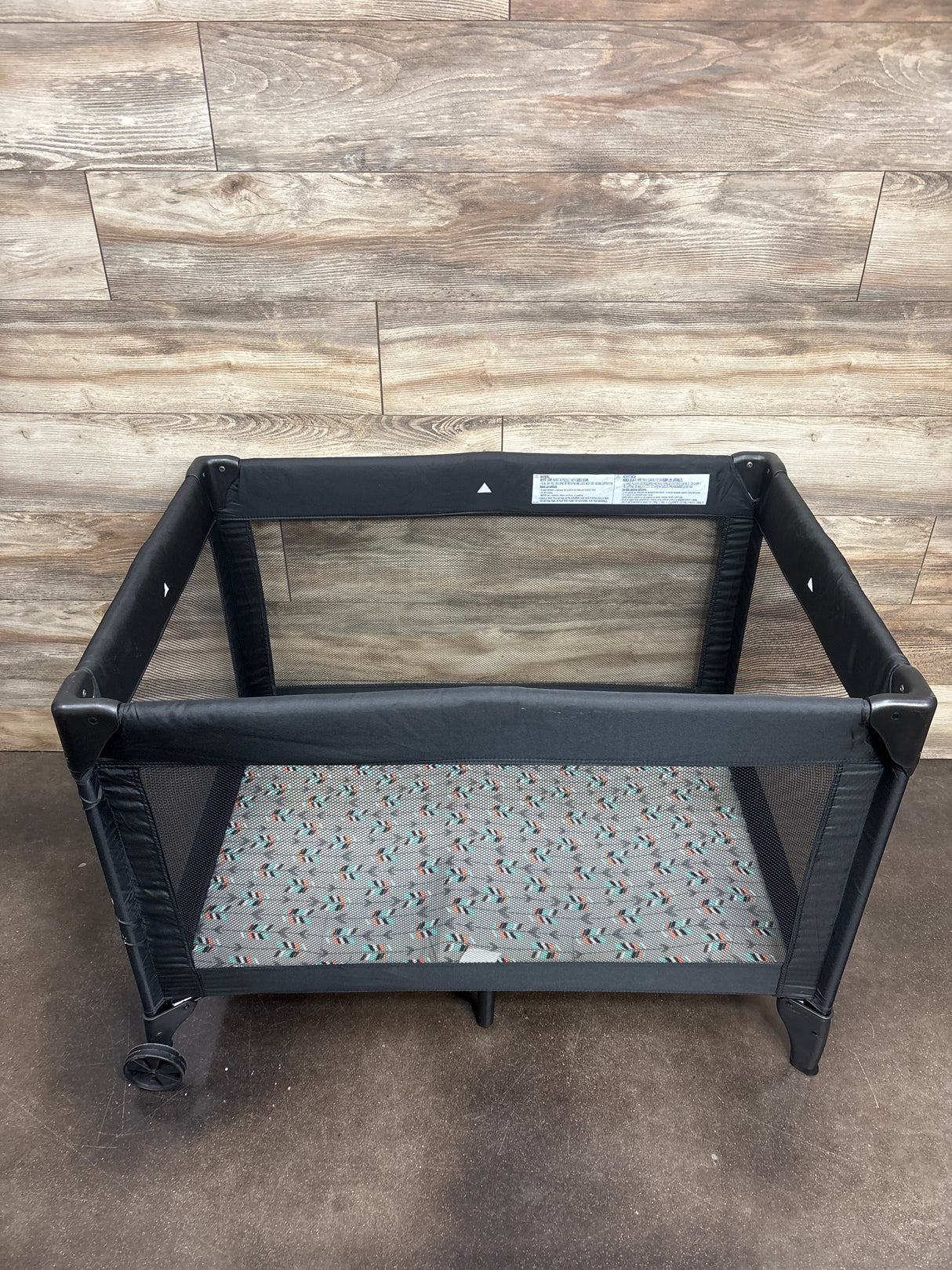 Cosco Funsport Portable Compact Baby Play Yard, Etched Arrows