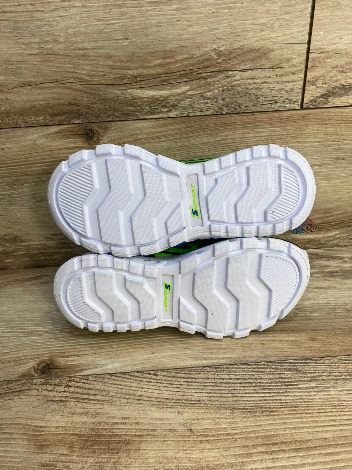 NEW S Sport By Skechers Lights Ottis Performance Sneakers sz 4Y - Me n Mommy To Be