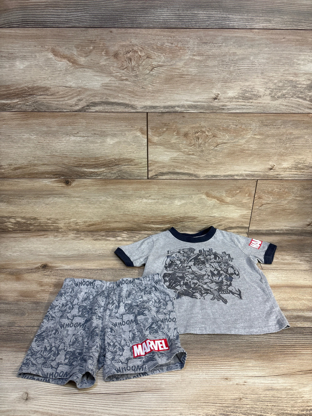 Marvel 2pc Shirt & Shorts Set Grey sz 3T