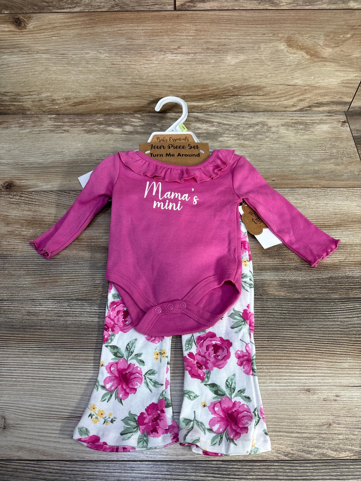 NEW Baby Essentials 4pc Mama's Mini Layette Set Pink sz 3m