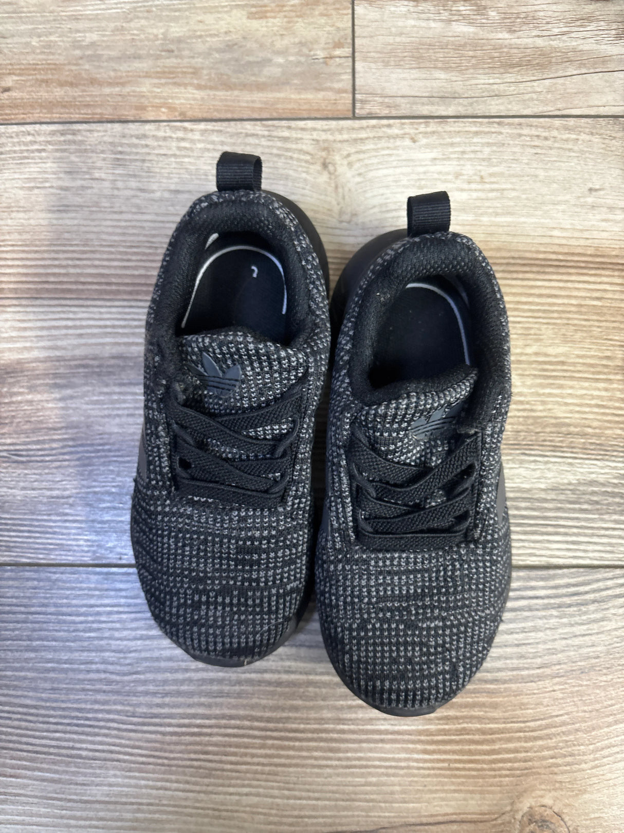 Adidas Swift Run 22 Sneakers Black sz 8c