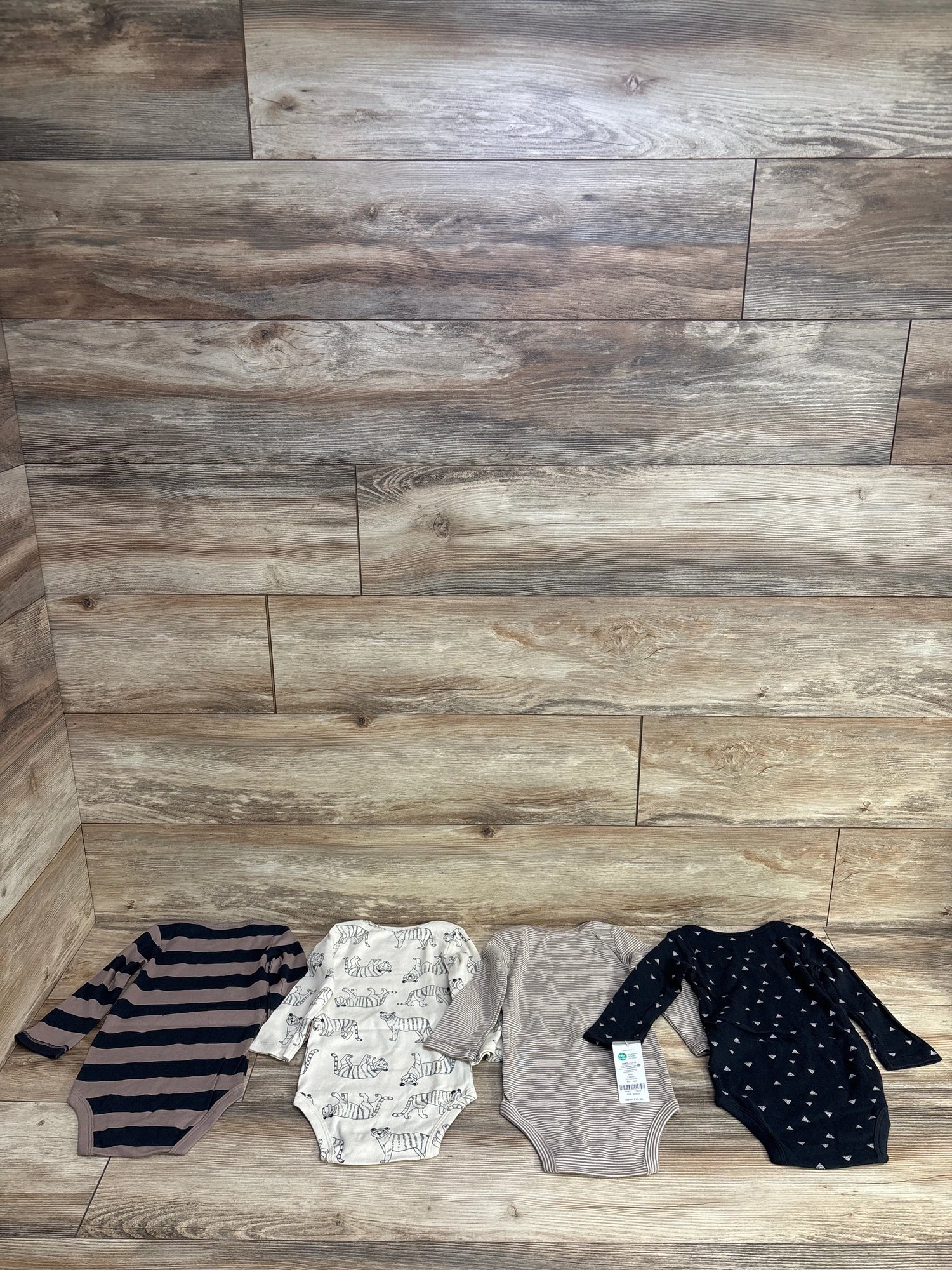 NEW Carter's 4pk Bodysuit Set Black sz 18m