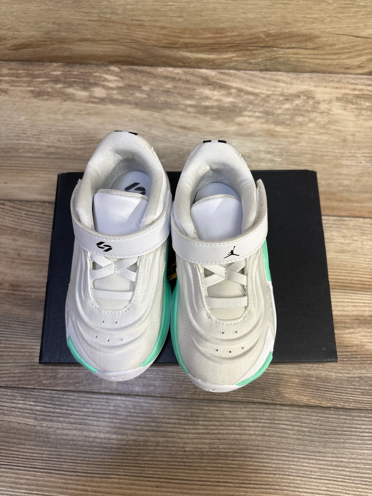 Air Jordan Luka 3 TD 'Photo Finish' Sneakers sz 7c