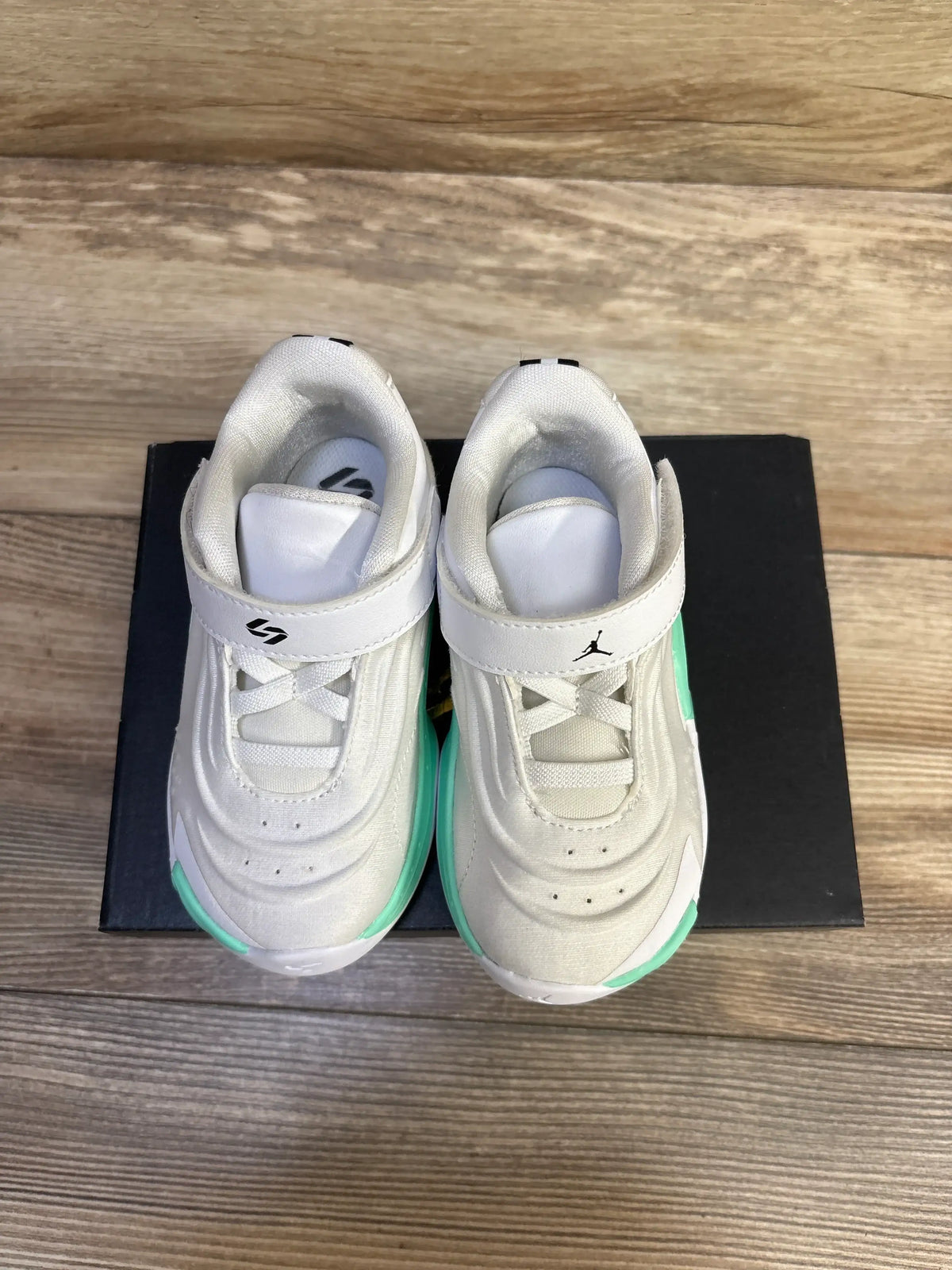 Air Jordan Luka 3 TD 'Photo Finish' Sneakers sz 7c