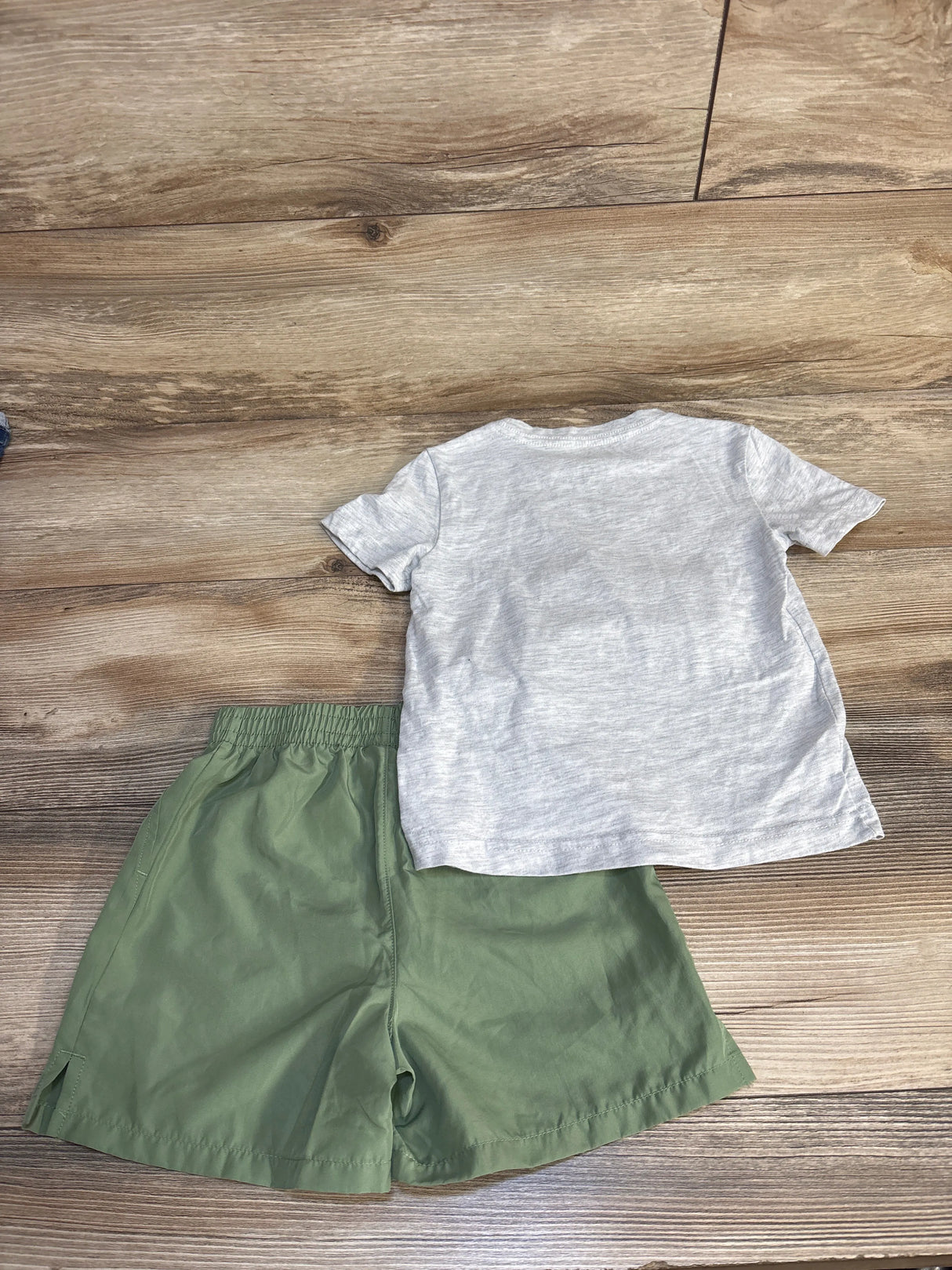 Converse 2pc Shirt & Shorts Set Grey sz 3-4T