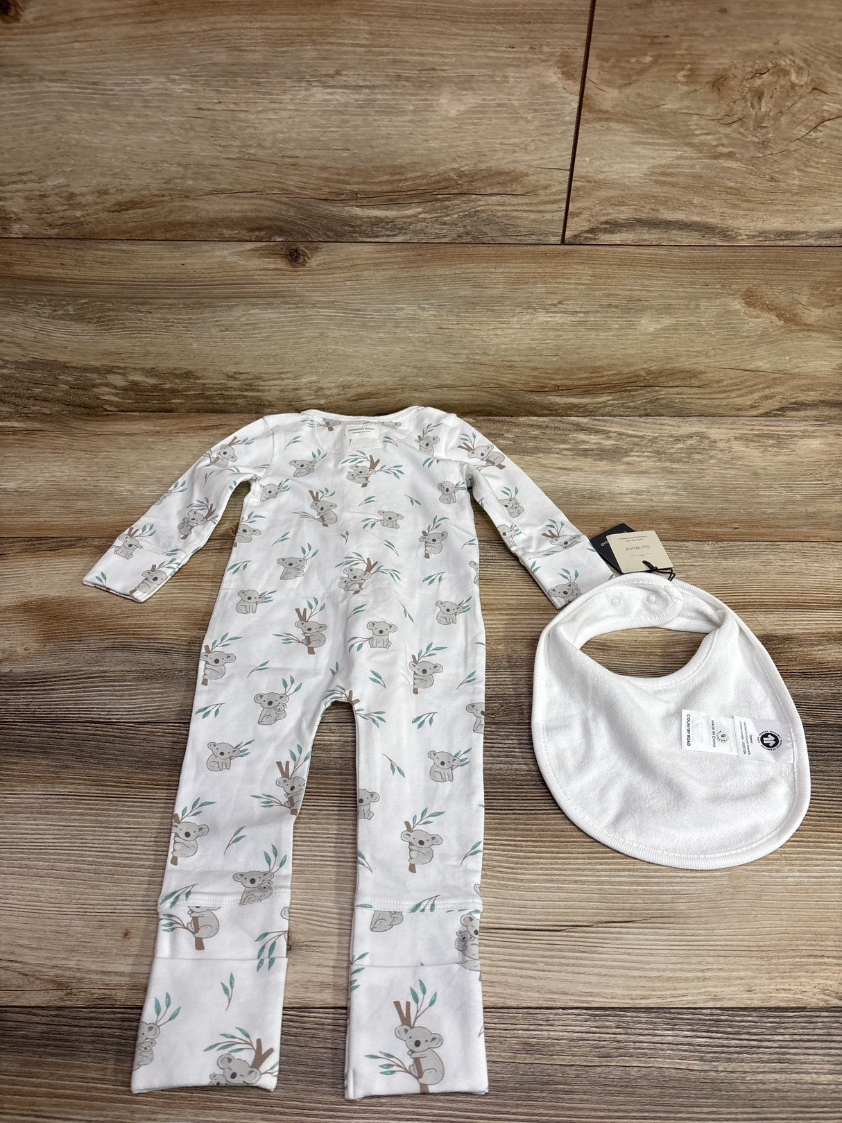 NEW Country Road Organic 2pc Koala Print Convertible Sleeper & Bib White sz 3-6m
