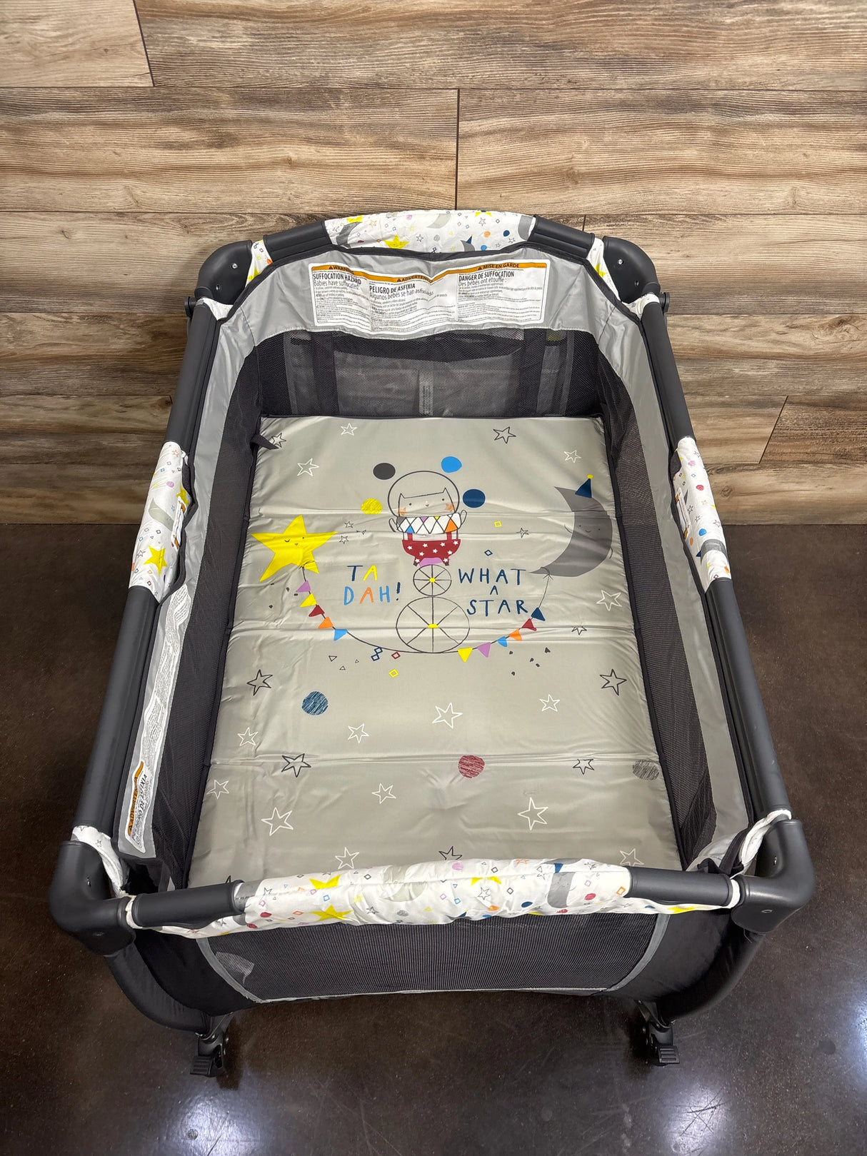 NEW Baby Trend Lil' Snooze Deluxe II Nursery Center, Twinkle Twinkle Little Moon