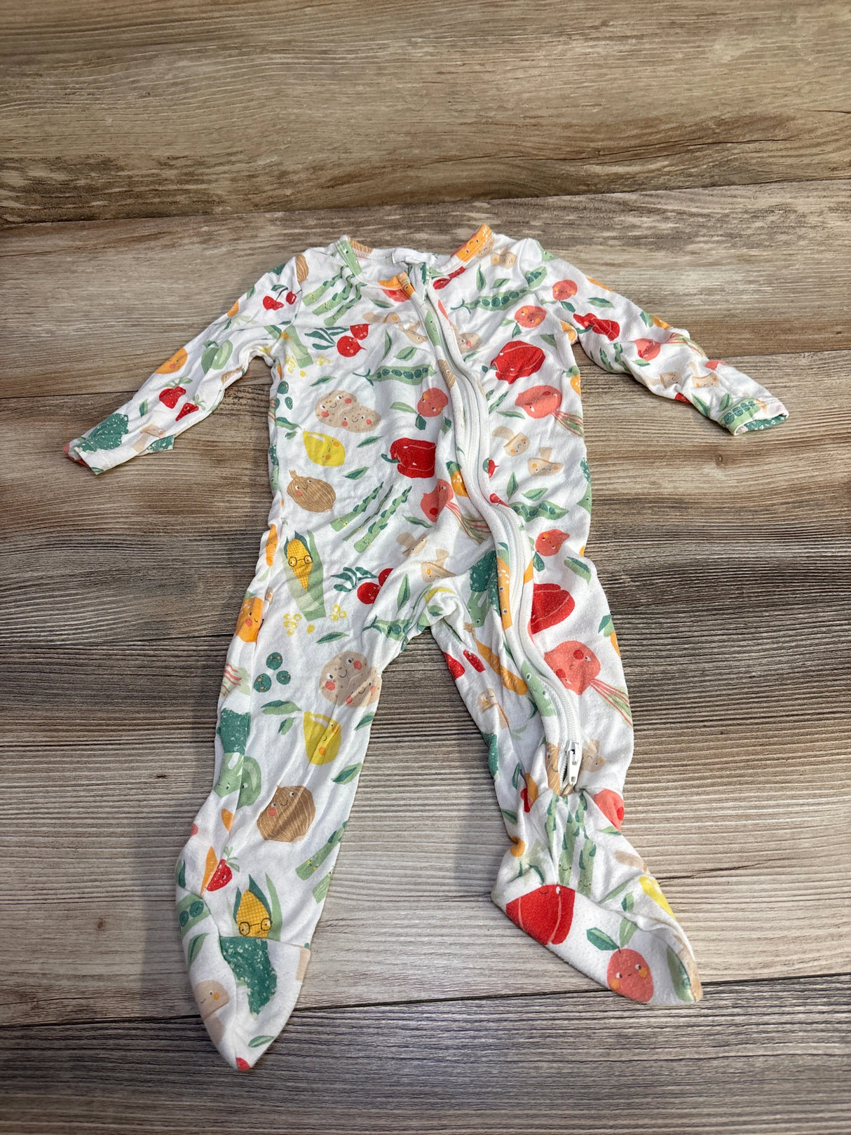 Angel Dear Veggies Footie White sz 3-6m - Me n Mommy To Be