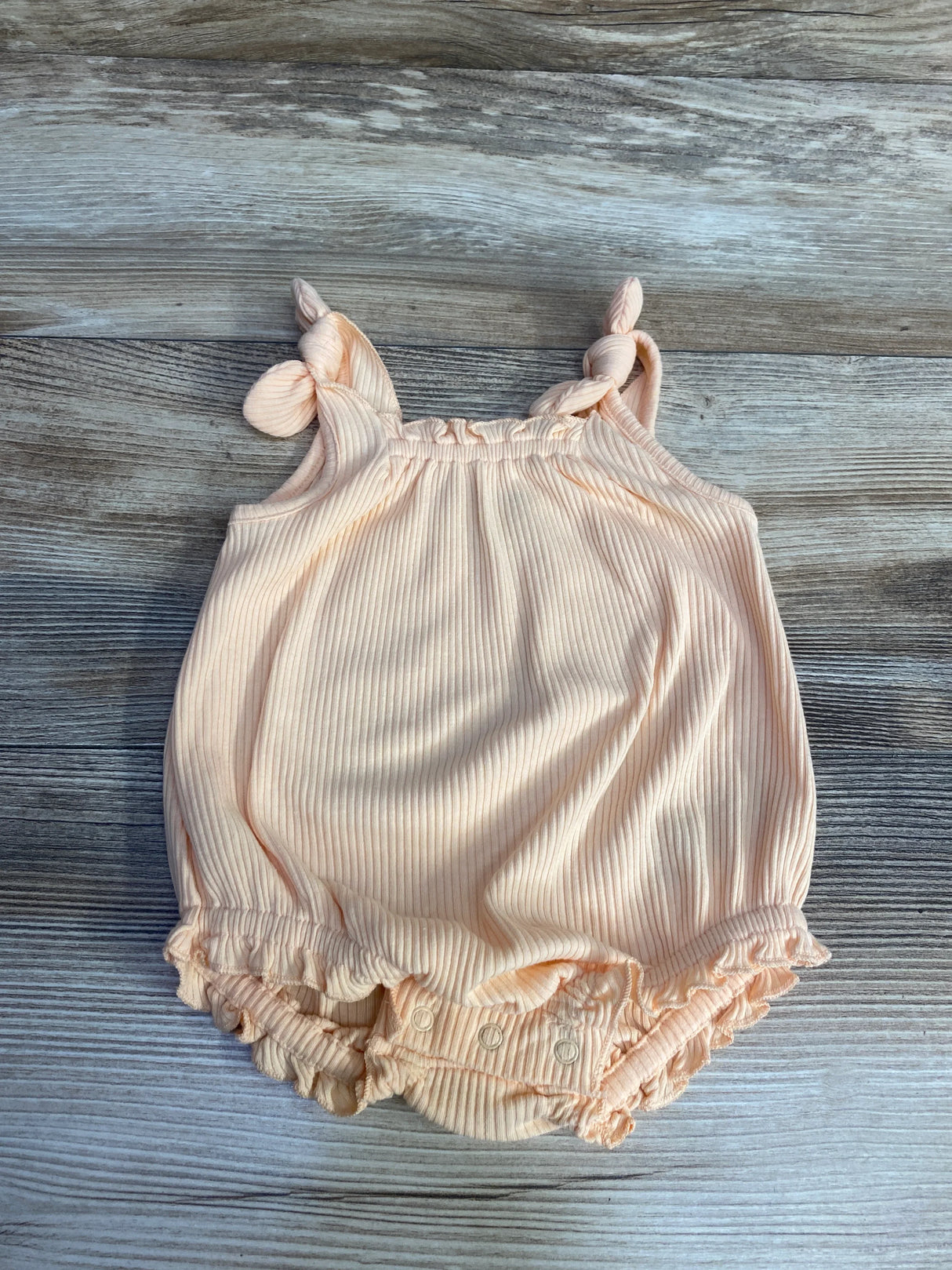 Old Navy Ribbed Bubble Romper Peach sz 0-3m - Me n Mommy To Be