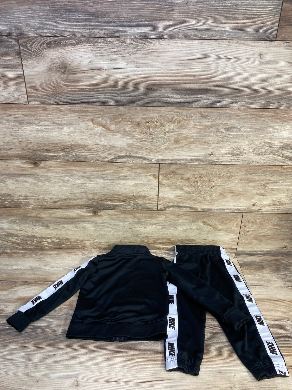 Nike 2pc Tricot Tracksuit Set Black sz 3T
