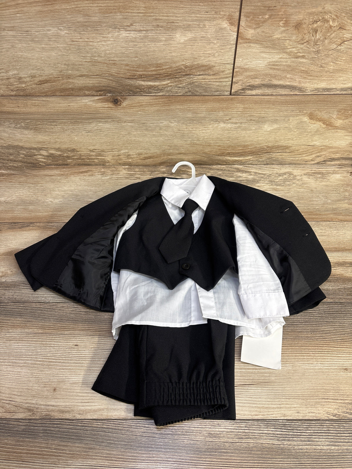 NEW Generis by YKI 5pc Suit Black sz 18m