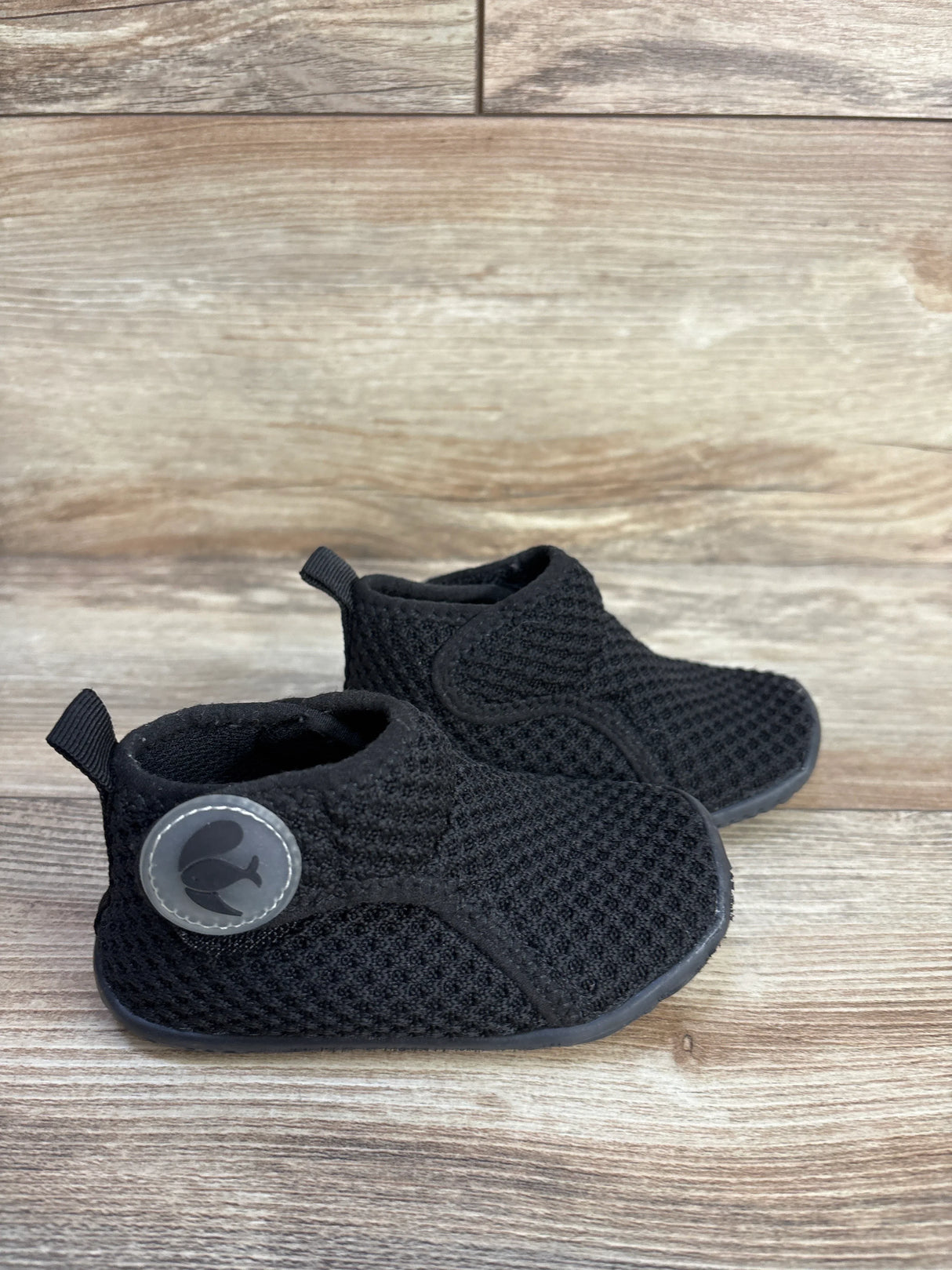FEETCITY High-Top Mesh Sock Shoes Black sz 6/7c