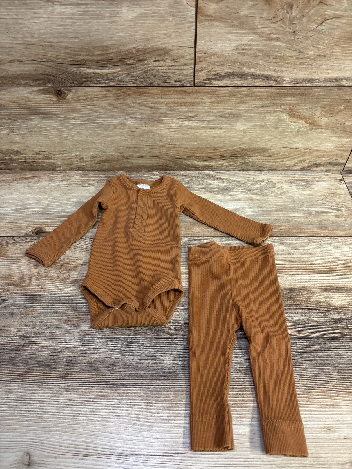 Mebie Baby 2pc Ribbed Henley Bodysuit & Pants Set Brown sz 0-3m