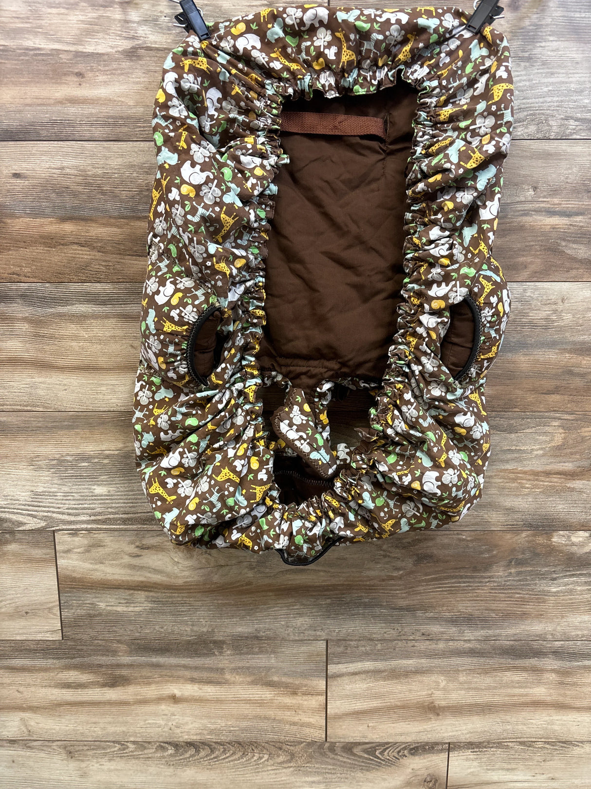 Heather & Heart 2-in-1 Shopping Cat & High Chair Cover - Brown