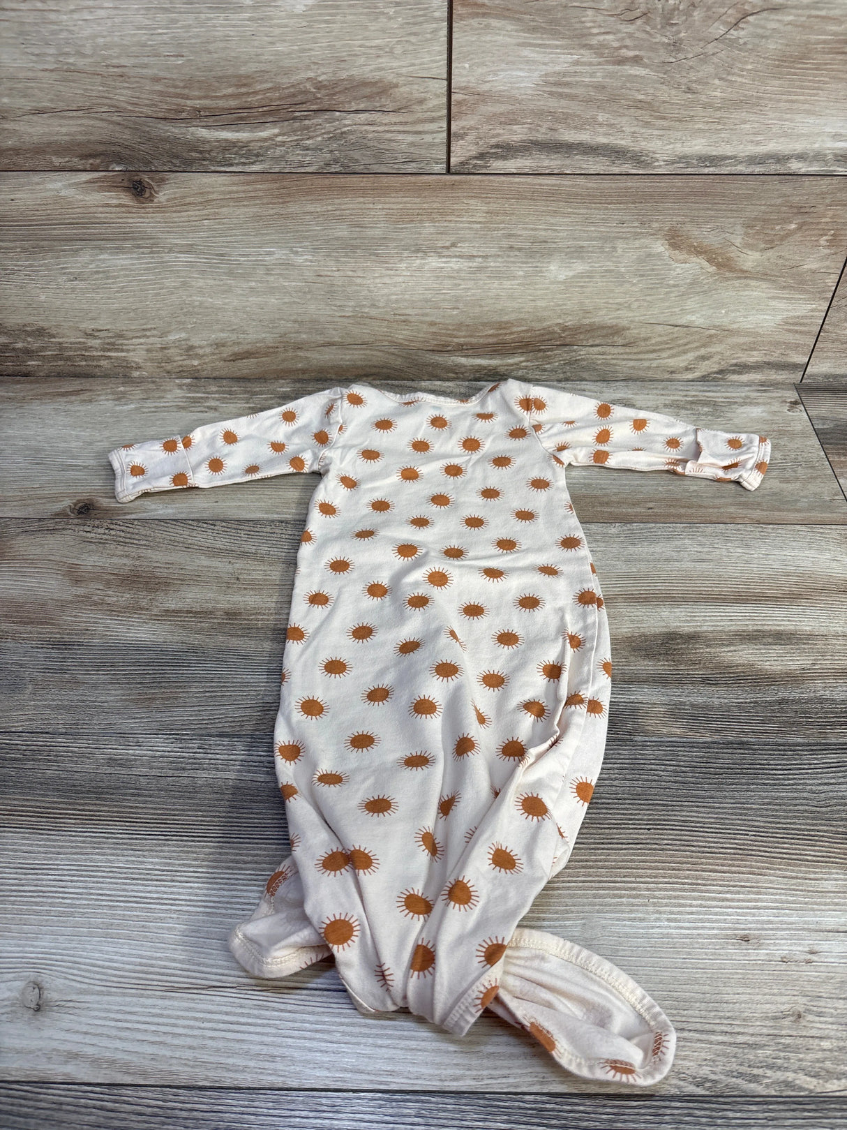 Wildwood Landing Sun Print Knotted Gown Cream sz 0-6m