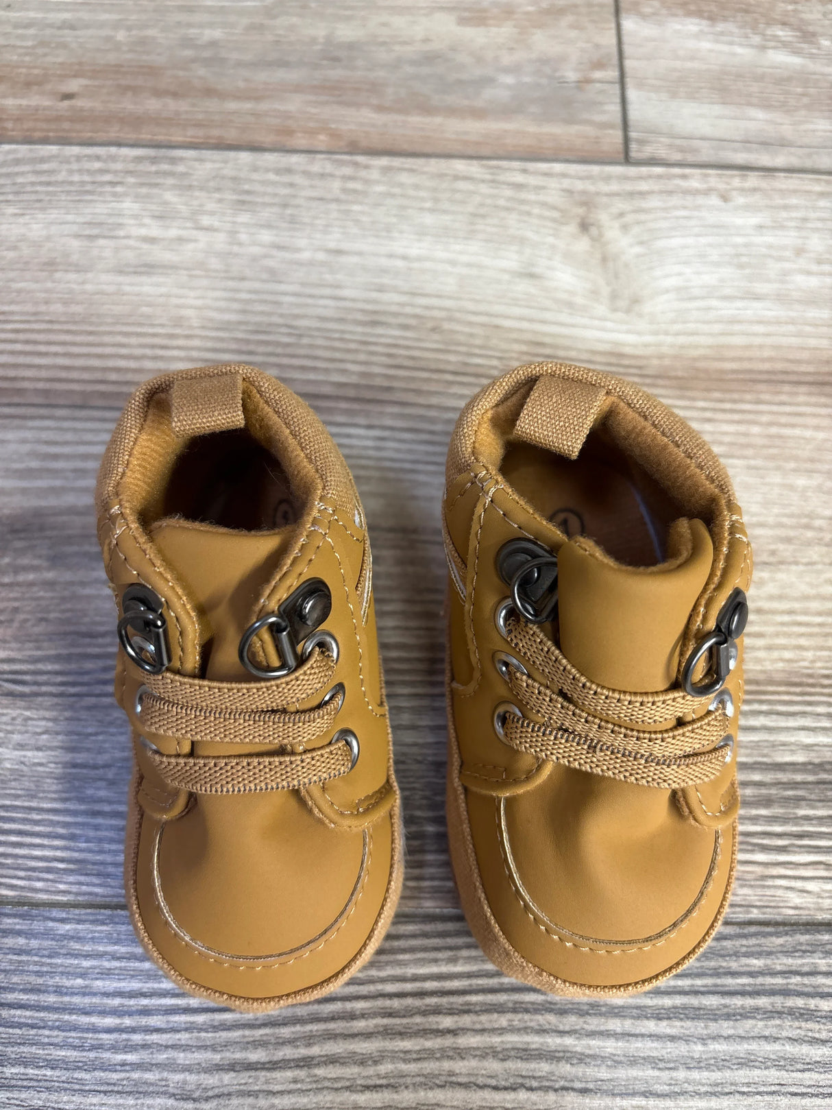 URMAGIC High Top Anti-Slip Soft Sole First Walkers, Tan sz 1c