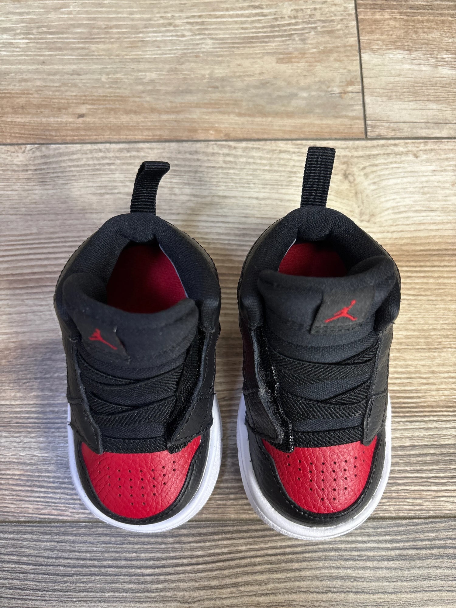 Jordan Access TD 'Bred' Sneakers sz 4c