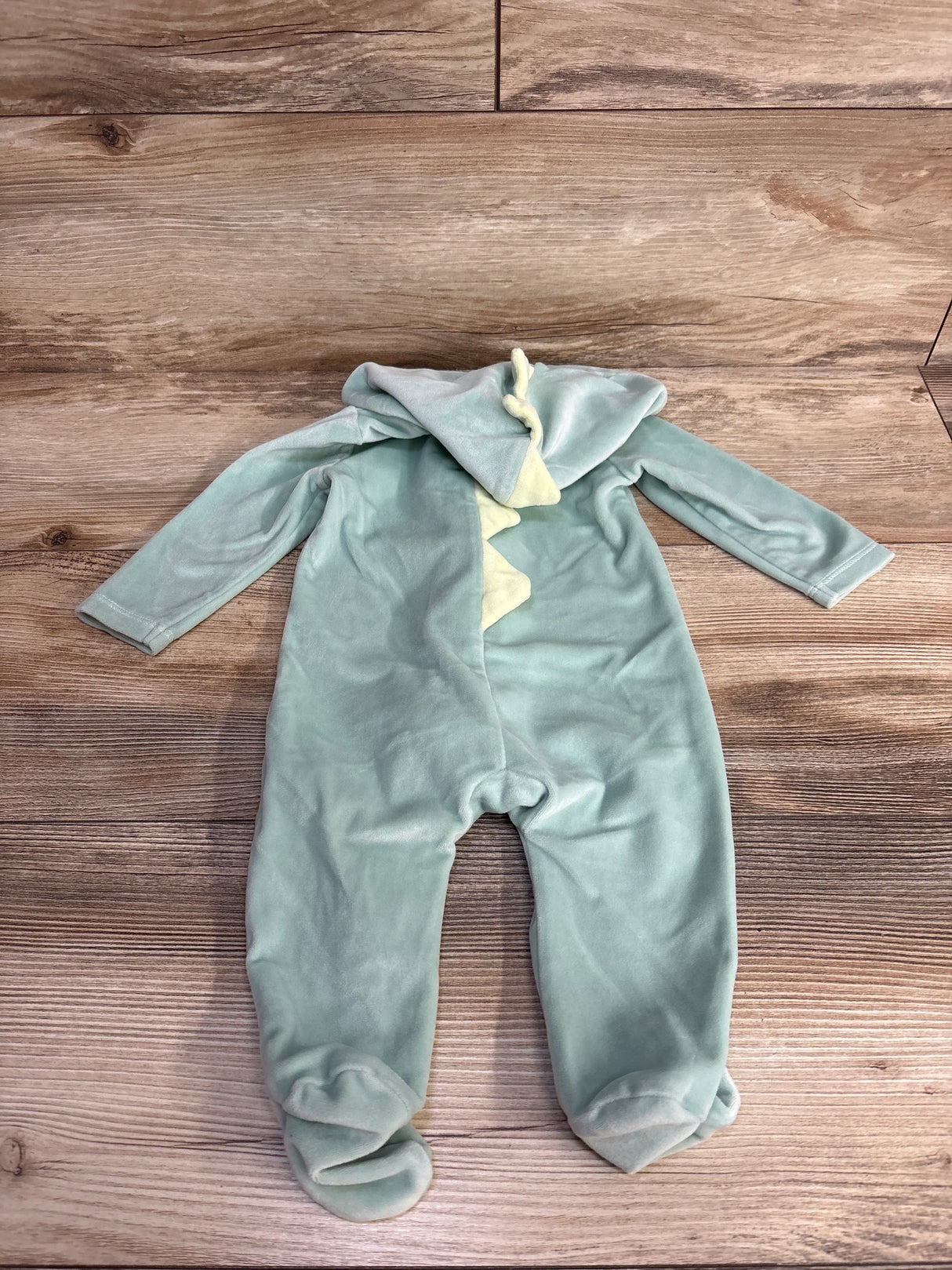 Old Navy Dinosaur Velour Footed Sleep & Play in Catalina sz 3-6m